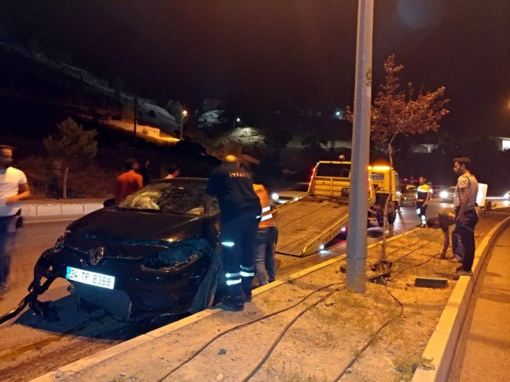 Tunceli’de trafik kazası: 2 yaralı