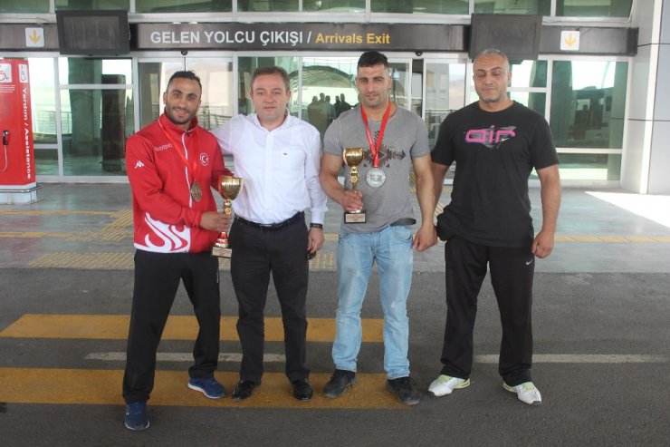 Türkiye Şampiyonu Mehmet Ali’nin tek hedefi dünya şampiyonluğu