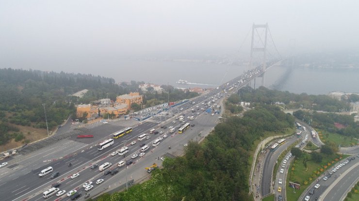 Altunizade’de oluşan trafik yoğunluğu havadan görüntülendi