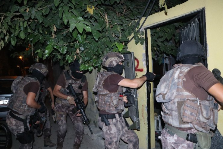 Adana merkezli 3 ilde uyuşturucu operasyonu: 18 gözaltı