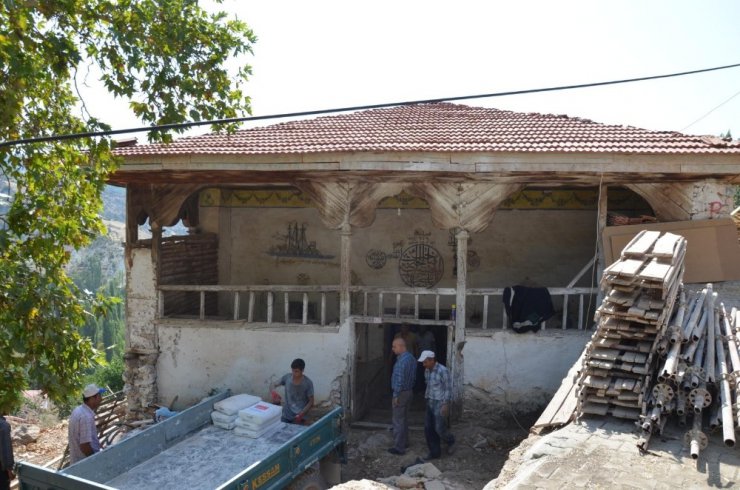 700 yıllık cami yeniden hayat bulacak