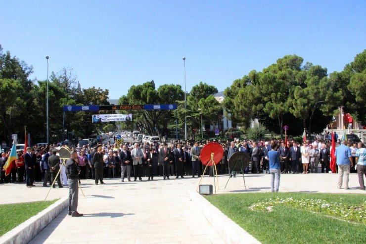 Kanlıyar, “Şehit nurlanmış, gazi onurlanmış askerdir”