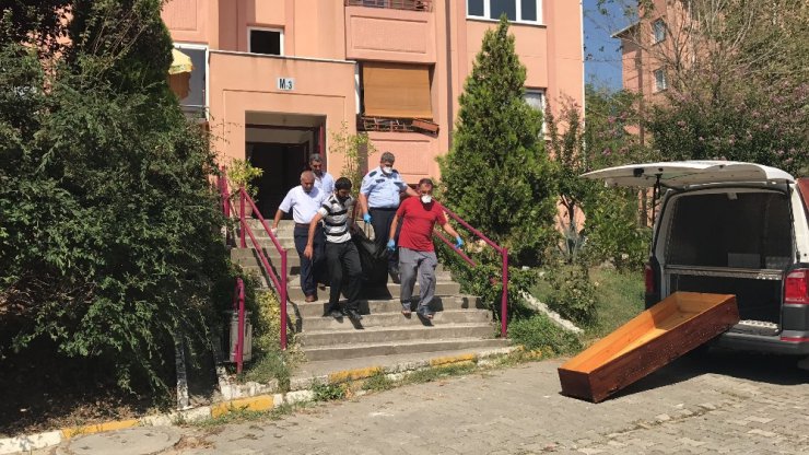 Sakarya’da bir şahıs evinde ölü olarak bulundu