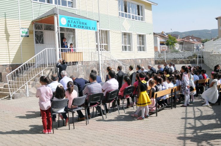 Çelikhan’da İlköğretim Haftası kutlandı