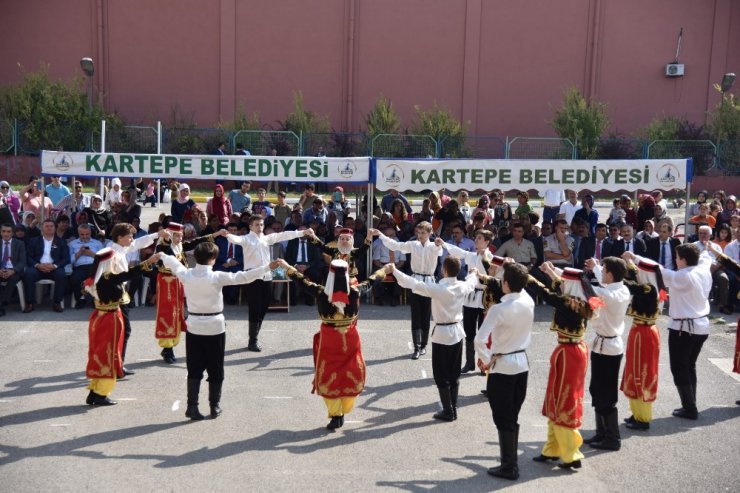 Kartepe’de ilköğretim haftası coşkuyla kutlandı