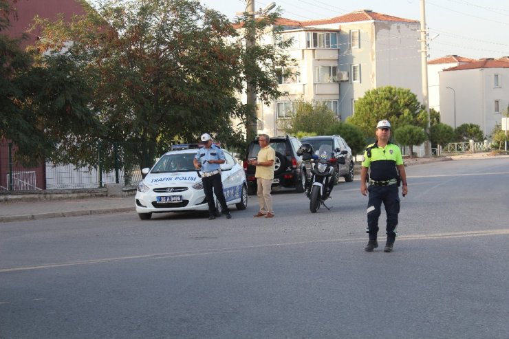 Bergama’da emniyetten servis araçlarına sıkı denetim