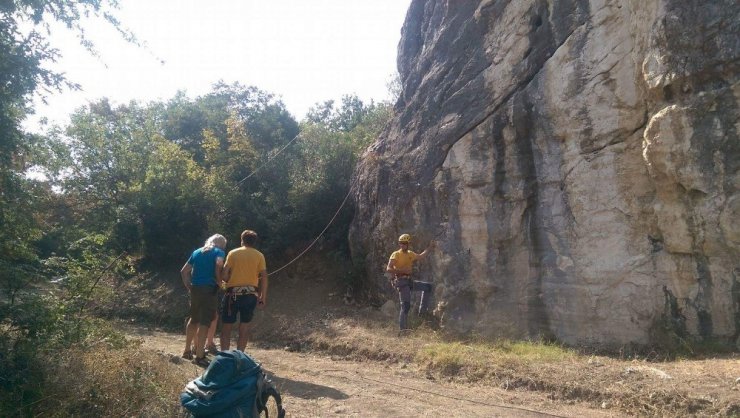 İznik’te kaya tırmanış rotaları açıldı