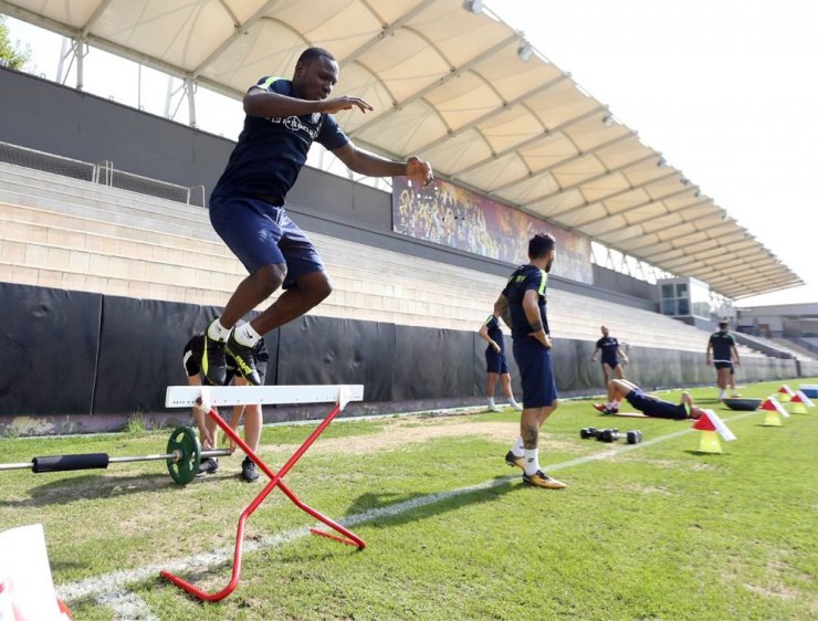 Osmanlıspor günü çift antrenmanla tamamladı