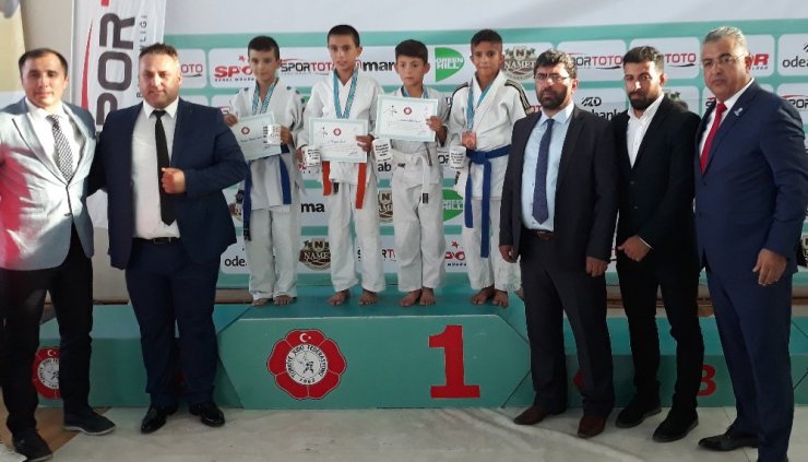 Şanlıurfa büyükşehir belediyesi judo takımından 2 madalya