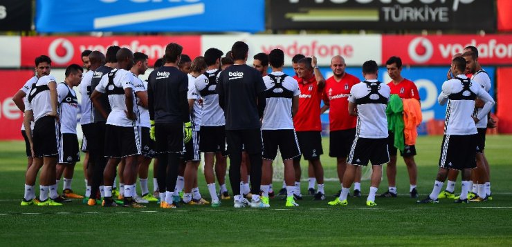 Beşiktaş, derbi maçın hazırlıklarını sürdürdü