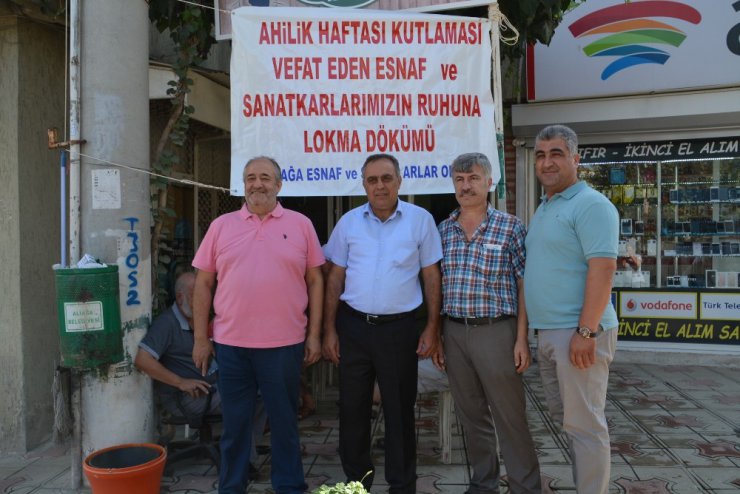 Ahilik Haftası kapsamında Aliağa’da lokma dağıtıldı