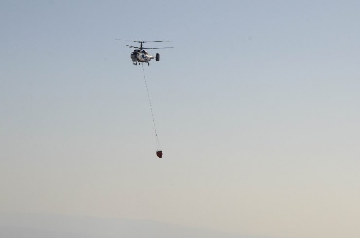 Eskişehir’deki orman yangınına 4 helikopterle müdahale sürüyor