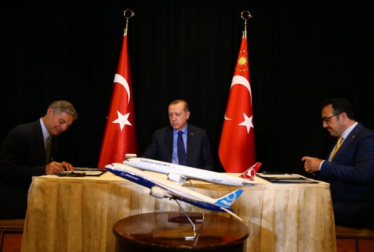 THY, 40 adet 787-9 Dreamliner uçak için görüşmelere başladı