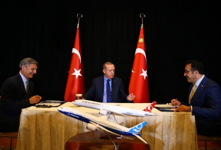 THY, 40 adet 787-9 Dreamliner uçak için görüşmelere başladı