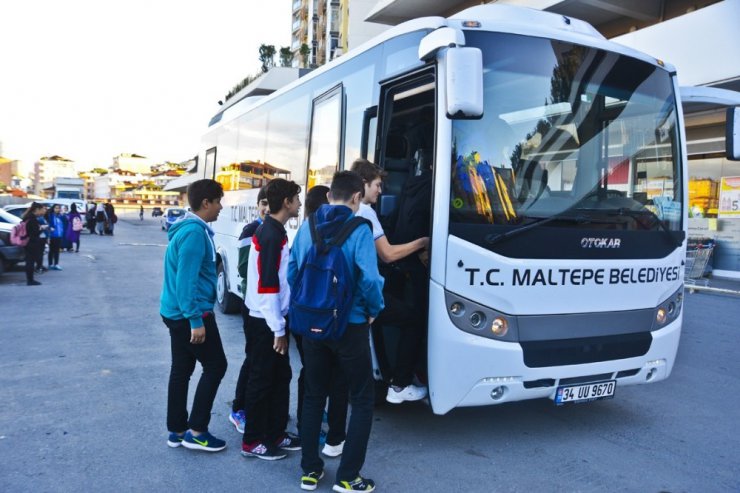 Maltepeli öğrencilere ücretsiz servis