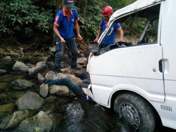 Trabzon’da trafik kazası: 1 ölü, 3 yaralı