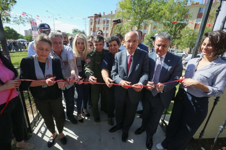 Yenimahalleli şehit pilot, Batıkent’te ölümsüzleşti