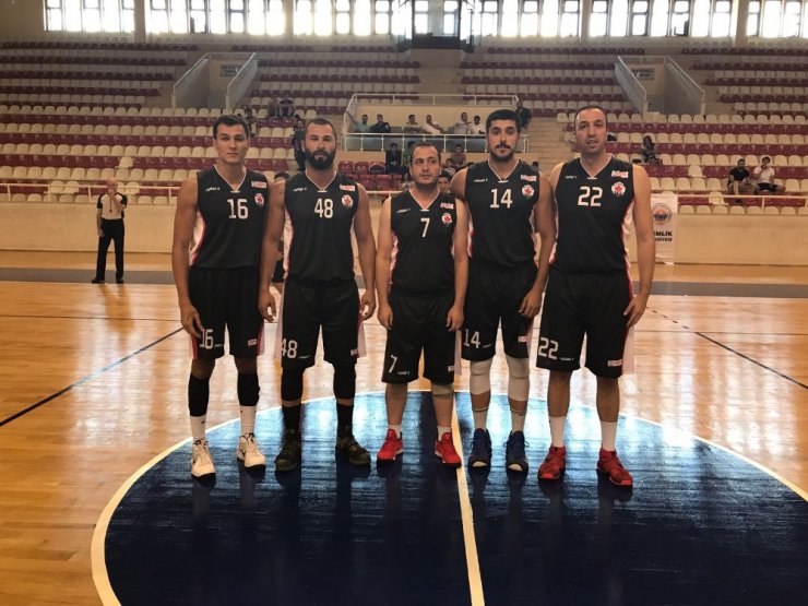 Bilecik Belediyesi Basketbol Kulübü turnuvaya galibiyetle başladı