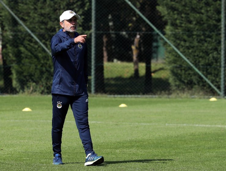 Fenerbahçe, Akhisar hazırlıklarına başladı