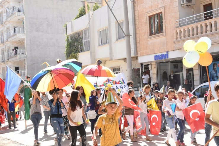 Nusaybin’de festival sürüyor