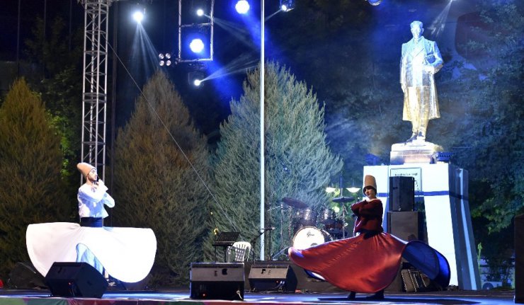 Antalya’da Yöreler Renkler Festivali başladı