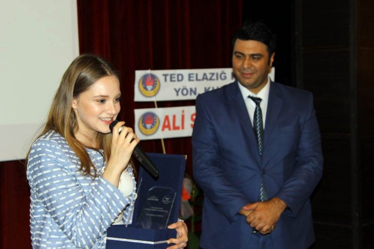"Gençlik Türkiye’nin Geleceğini İnşa Ediyor Çalıştayı" galası