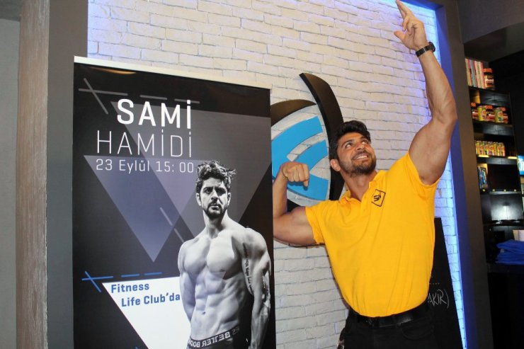KKTC erkek güzeli ve ünlülerin fitness eğitmeni Sami Hamidi, Kayseri’de