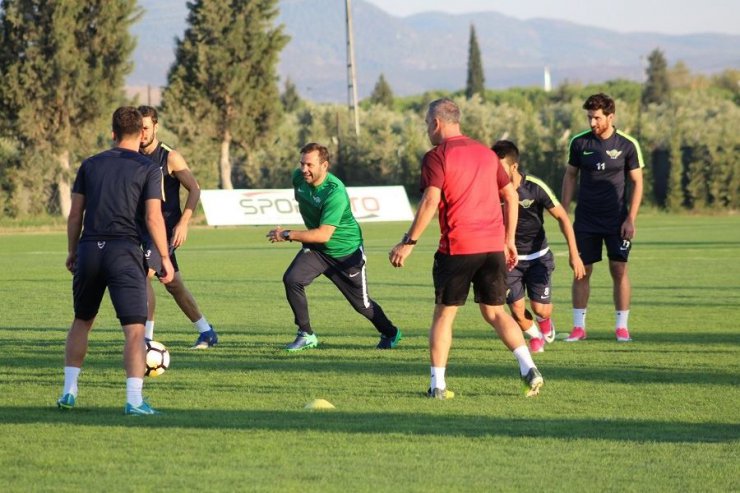 T.M.Akhisarspor’da Fenerbahçe hazırlıkları başladı