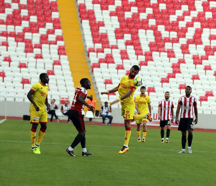 Süper Lig: D.G Sivasspor: 2 - Göztepe: 3 (Maç sonucu)