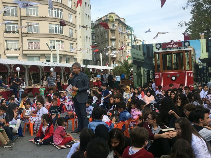 Kitapseverler sahaf festivaline koştu