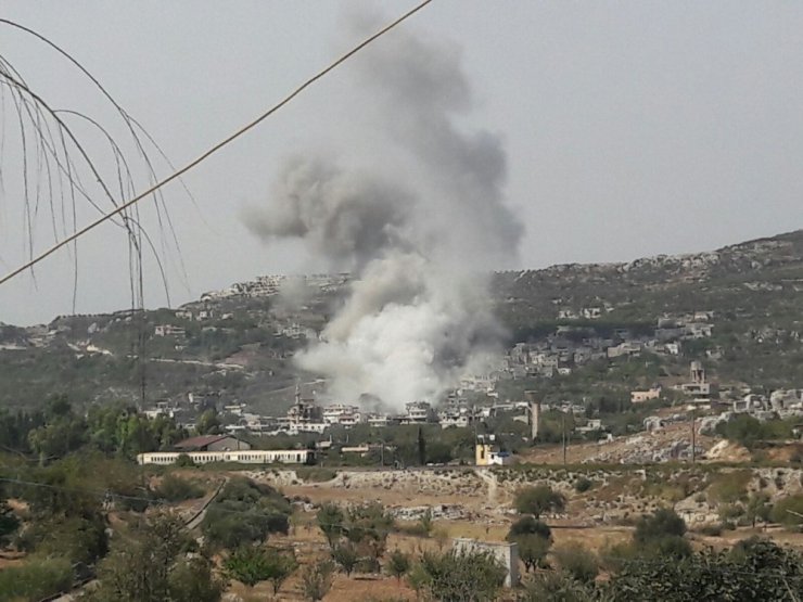 Rejim ve Rus jetlerinden İdlib kırsalına ağır bombardıman: 17 ölü