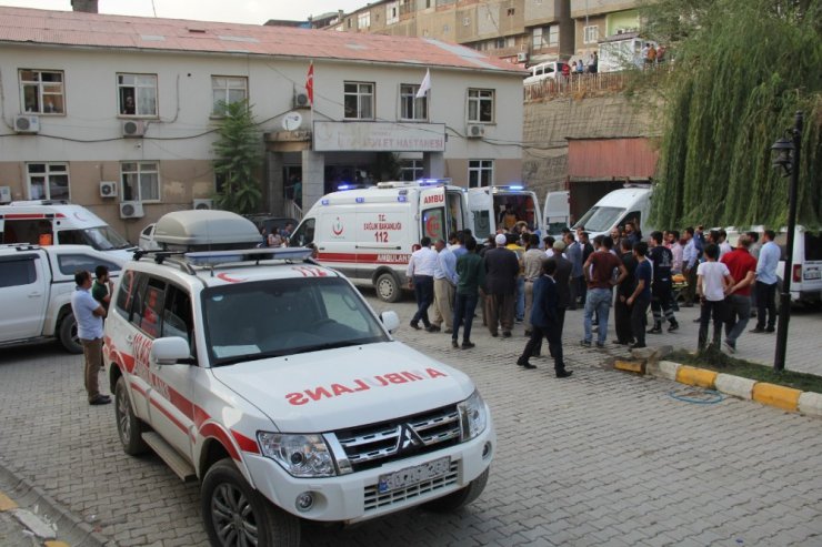 Teröristlerin saldırısında yaralanan sığınmacılar tedavi altına alındı