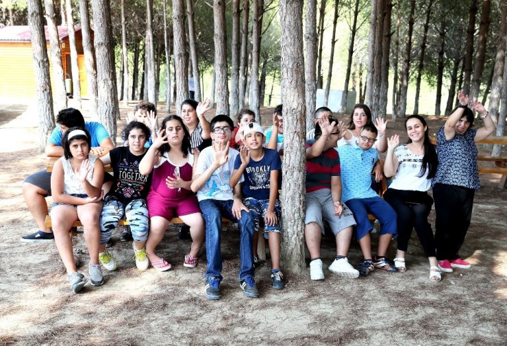 Tarsus Gençlik kampı, engellileri ağırladı