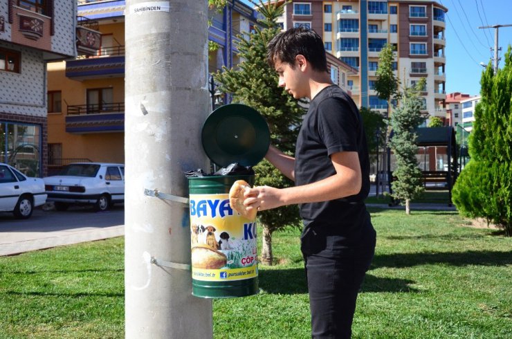 Pursaklar’da bayat ekmek kutusu uygulaması