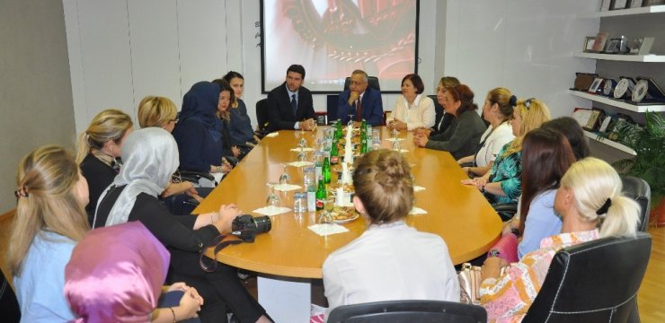Bosna Hersekli iş kadınları İnegöl TSO’yu ziyaret etti