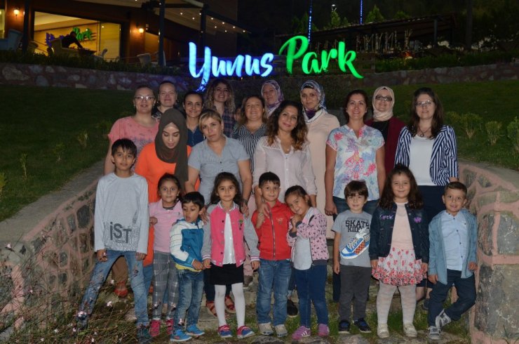 Yunusemreli minikler Tabiat Parkı’nı çok sevdi