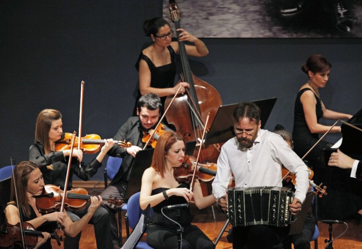 İzmir’de tango akşamı