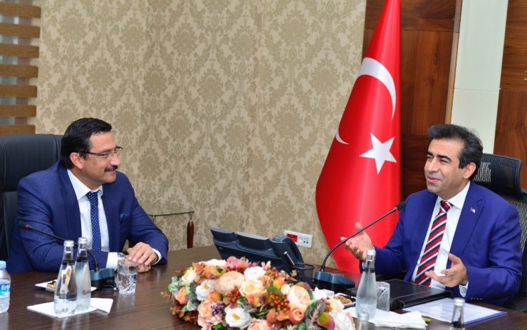 Vali Güzeloğlu, Keçiören Belediye Başkanı Ak’ı kabul etti